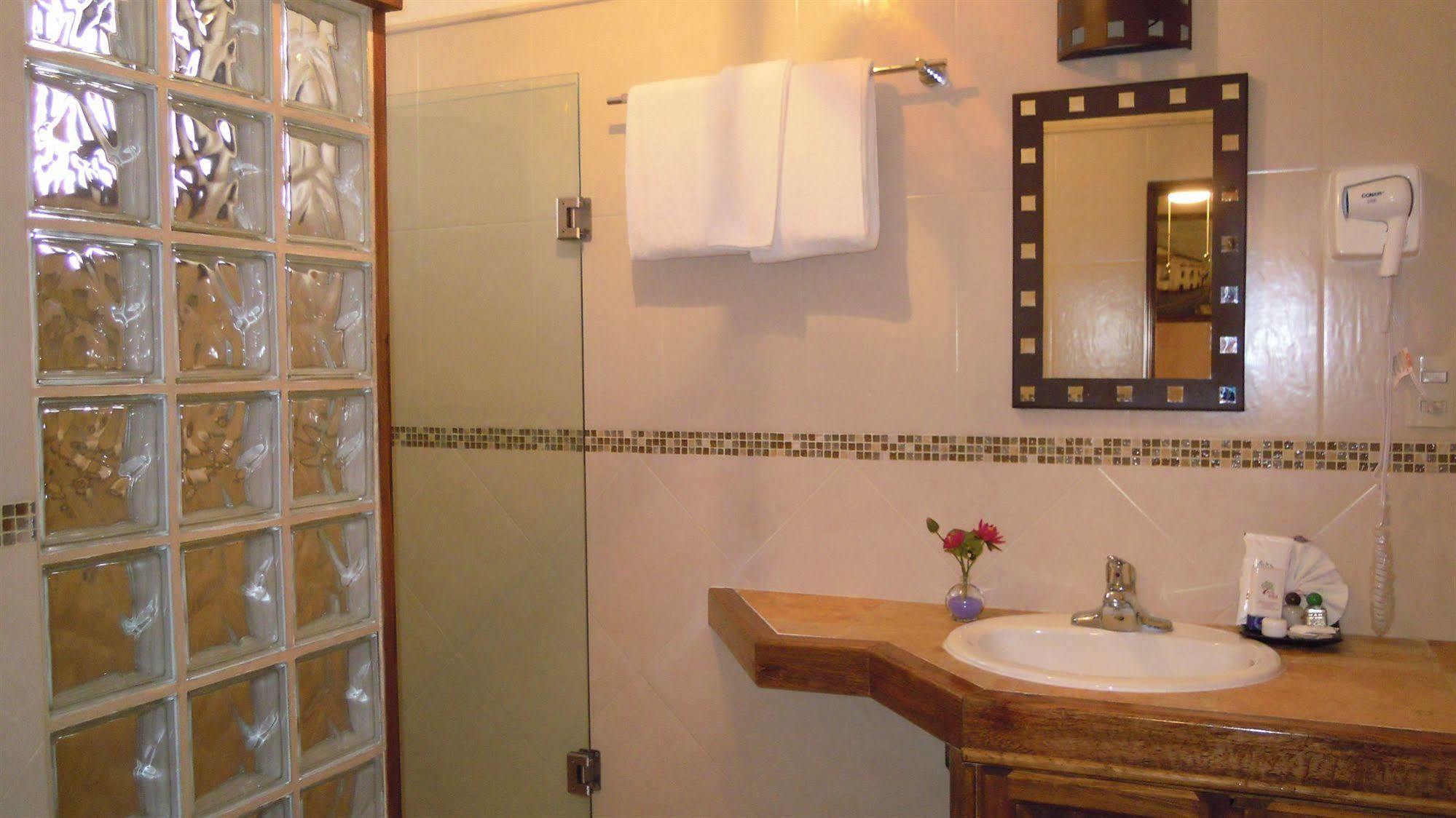 Hotel La Casa Del Laurel à Taxco Extérieur photo