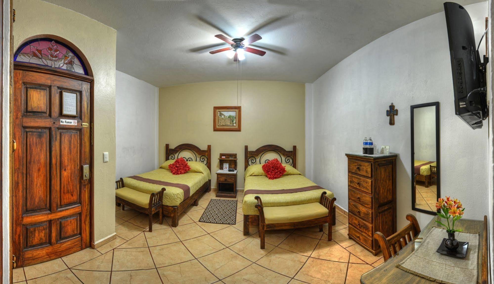 Hotel La Casa Del Laurel à Taxco Extérieur photo