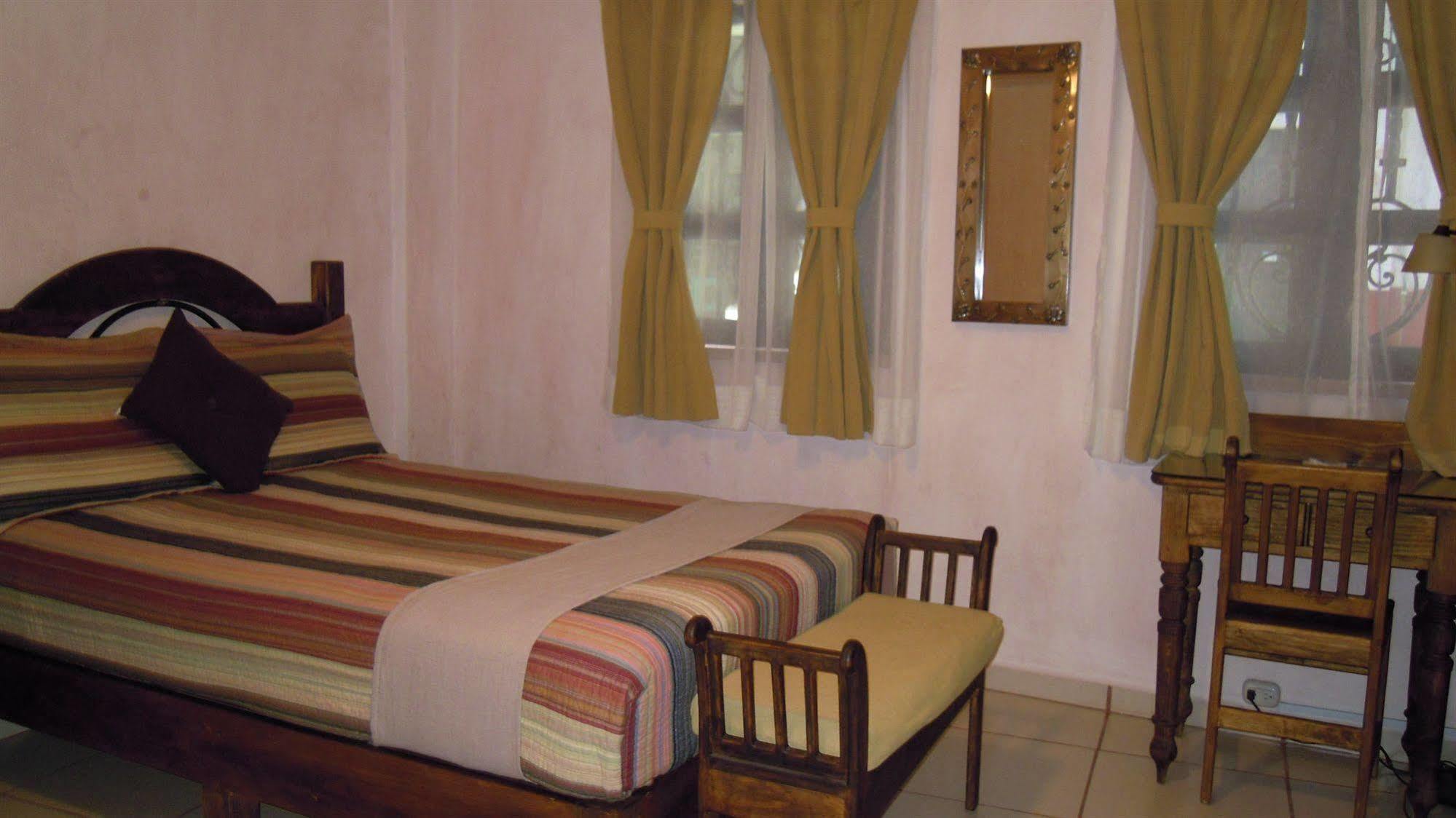 Hotel La Casa Del Laurel à Taxco Extérieur photo